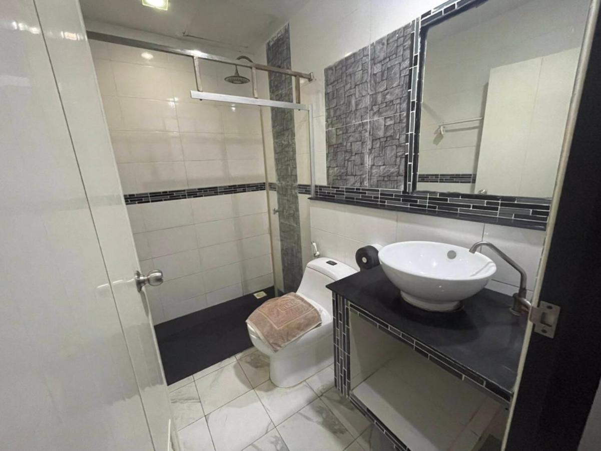 Pp Midnight Hotel Ko Phi Phi Exterior foto